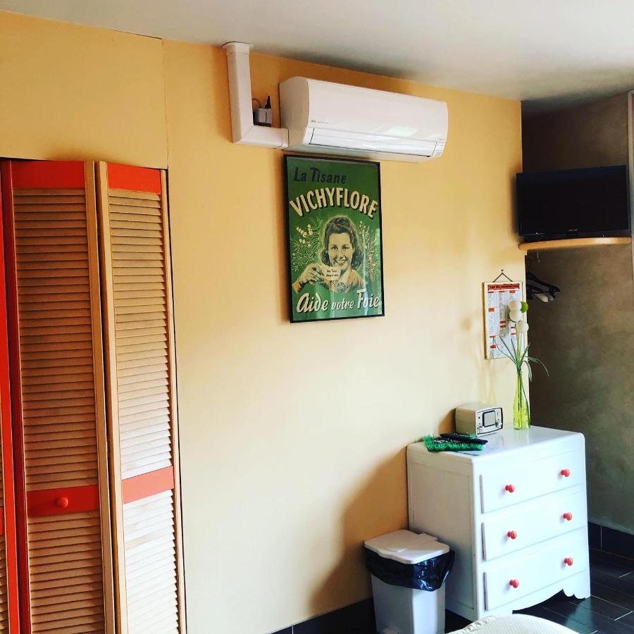 La Malcotais Acomodação com café da manhã Noyal-Chatillon-sur-Seich Exterior foto