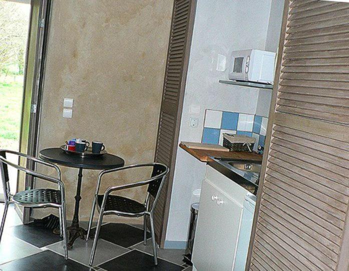 La Malcotais Acomodação com café da manhã Noyal-Chatillon-sur-Seich Quarto foto